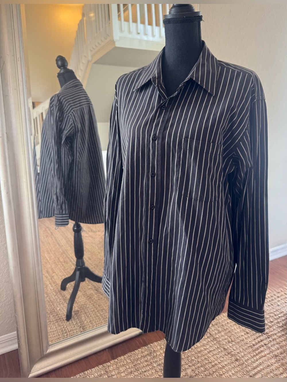 Becerly Hills Polo Club Pinstripe collared button down XL shirt